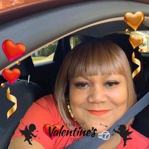 Meet your Posher, Felicia